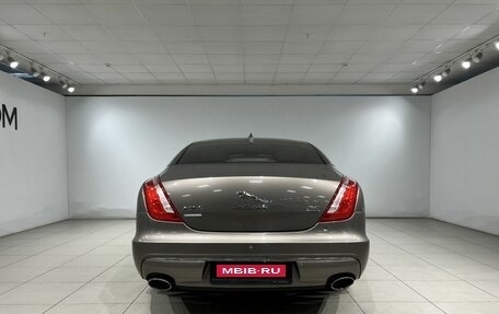 Jaguar XJ IV (X351), 2017 год, 2 390 000 рублей, 6 фотография