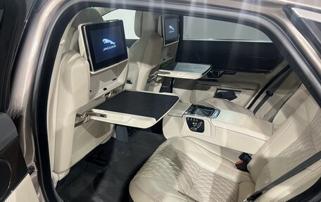 Jaguar XJ IV (X351), 2017 год, 2 390 000 рублей, 19 фотография