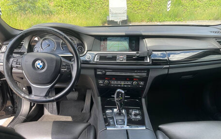 BMW 7 серия, 2011 год, 1 800 000 рублей, 10 фотография