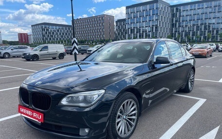 BMW 7 серия, 2011 год, 1 800 000 рублей, 2 фотография