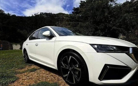 Skoda Octavia IV, 2026 год, 2 220 000 рублей, 6 фотография