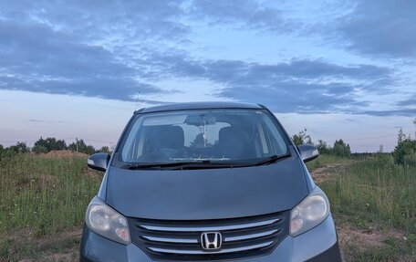 Honda Freed I, 2008 год, 900 000 рублей, 5 фотография
