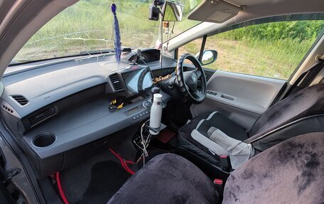 Honda Freed I, 2008 год, 900 000 рублей, 17 фотография