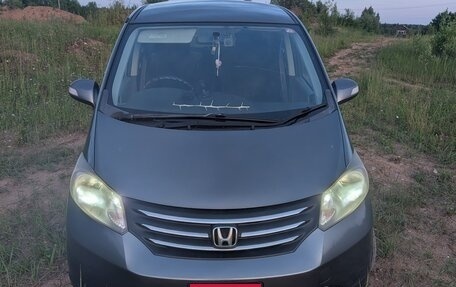 Honda Freed I, 2008 год, 900 000 рублей, 6 фотография
