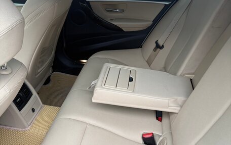 BMW 3 серия, 2018 год, 2 700 000 рублей, 10 фотография