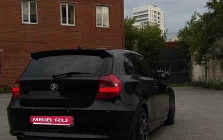 BMW 1 серия, 2007 год, 950 000 рублей, 12 фотография