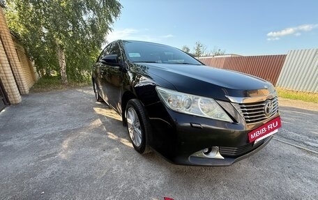 Toyota Camry, 2013 год, 1 850 000 рублей, 2 фотография