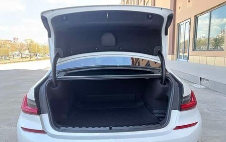 BMW 3 серия, 2023 год, 2 910 000 рублей, 7 фотография
