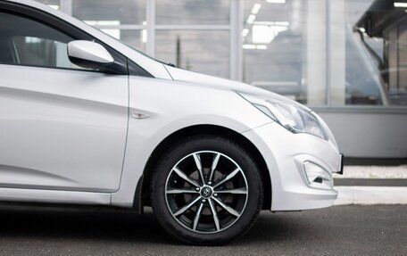 Hyundai Solaris II рестайлинг, 2016 год, 900 000 рублей, 6 фотография