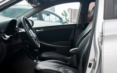 Hyundai Solaris II рестайлинг, 2016 год, 900 000 рублей, 8 фотография
