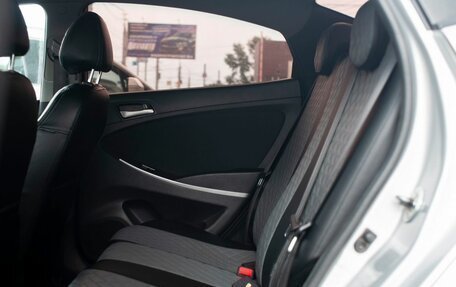 Hyundai Solaris II рестайлинг, 2016 год, 900 000 рублей, 9 фотография