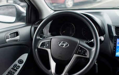 Hyundai Solaris II рестайлинг, 2016 год, 900 000 рублей, 10 фотография