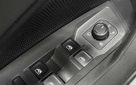 Volkswagen Tiguan, 2026 год, 4 830 000 рублей, 17 фотография