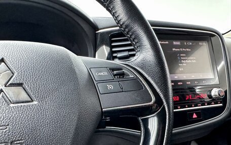 Mitsubishi Outlander III рестайлинг 3, 2022 год, 3 000 000 рублей, 19 фотография