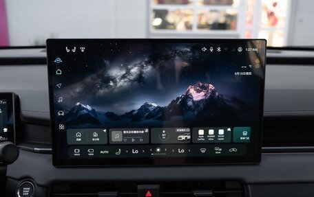 Toyota RAV4, 2026 год, 3 900 000 рублей, 24 фотография