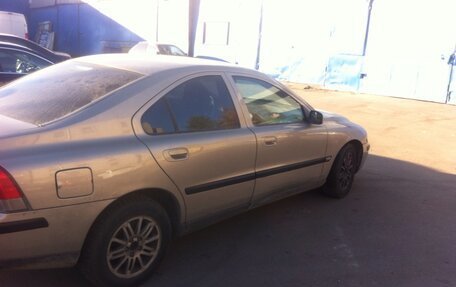 Volvo S60 III, 2003 год, 300 000 рублей, 3 фотография