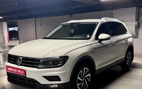 Volkswagen Tiguan II, 2019 год, 2 850 000 рублей, 1 фотография