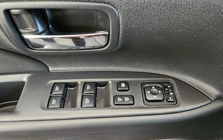 Mitsubishi Outlander III рестайлинг 3, 2018 год, 1 950 000 рублей, 16 фотография
