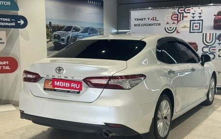 Toyota Camry, 2019 год, 2 520 000 рублей, 5 фотография