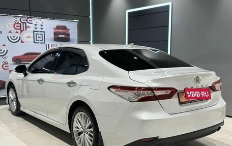 Toyota Camry, 2019 год, 2 520 000 рублей, 7 фотография