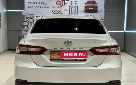 Toyota Camry, 2019 год, 2 520 000 рублей, 6 фотография