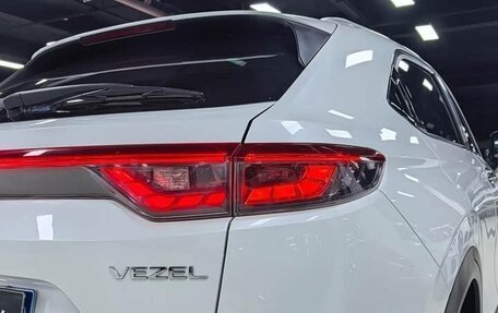 Honda Vezel, 2023 год, 1 445 000 рублей, 4 фотография