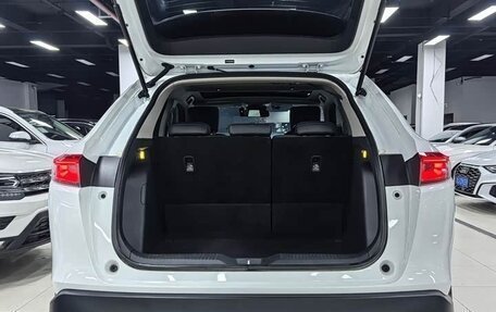 Honda Vezel, 2023 год, 1 445 000 рублей, 15 фотография