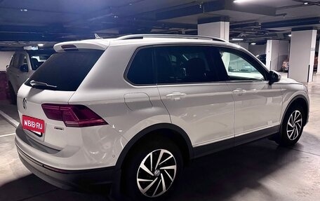 Volkswagen Tiguan II, 2019 год, 2 850 000 рублей, 5 фотография