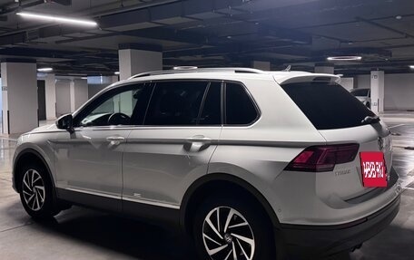 Volkswagen Tiguan II, 2019 год, 2 850 000 рублей, 3 фотография