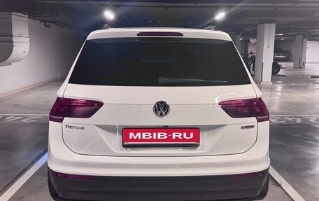 Volkswagen Tiguan II, 2019 год, 2 850 000 рублей, 4 фотография