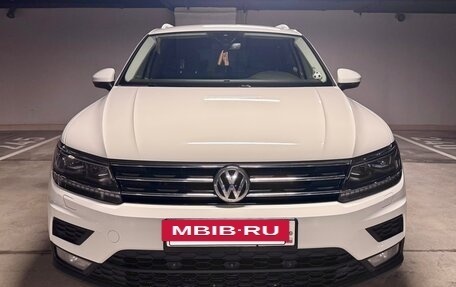 Volkswagen Tiguan II, 2019 год, 2 850 000 рублей, 7 фотография