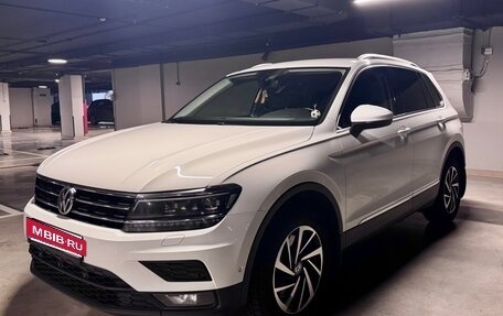 Volkswagen Tiguan II, 2019 год, 2 850 000 рублей, 8 фотография