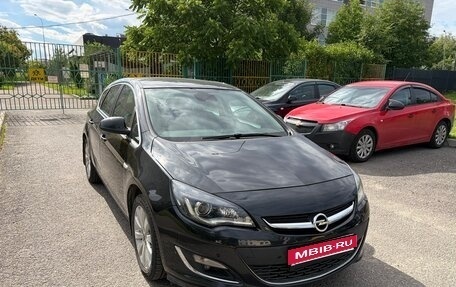 Opel Astra J, 2012 год, 835 000 рублей, 1 фотография