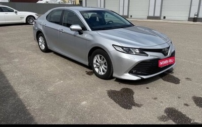Toyota Camry, 2019 год, 2 850 000 рублей, 1 фотография