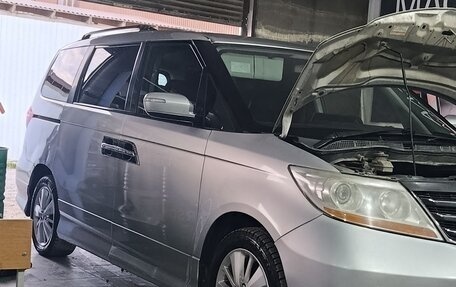 Honda Elysion I, 2007 год, 850 000 рублей, 1 фотография