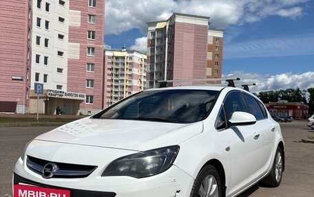 Opel Astra J, 2013 год, 900 000 рублей, 3 фотография