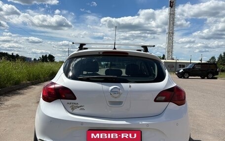 Opel Astra J, 2013 год, 900 000 рублей, 5 фотография