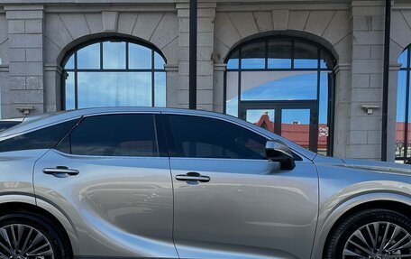 Lexus RX IV рестайлинг, 2024 год, 6 700 000 рублей, 7 фотография