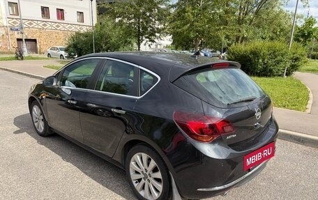 Opel Astra J, 2012 год, 835 000 рублей, 5 фотография