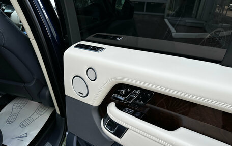 Land Rover Range Rover IV рестайлинг, 2022 год, 9 499 000 рублей, 27 фотография