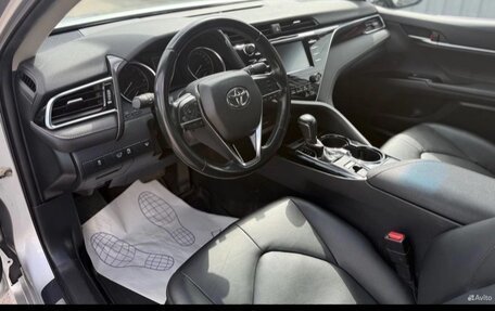Toyota Camry, 2019 год, 2 850 000 рублей, 17 фотография