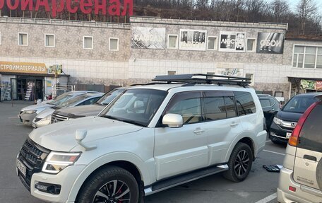 Mitsubishi Pajero IV, 2015 год, 2 950 000 рублей, 5 фотография