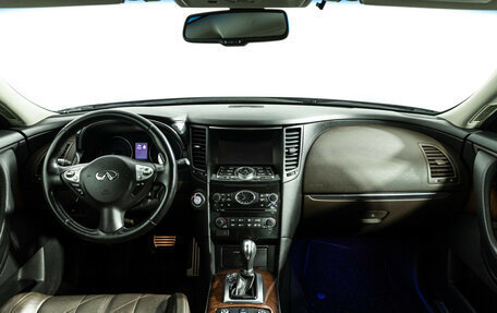Infiniti QX70, 2013 год, 2 200 000 рублей, 14 фотография