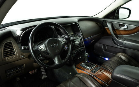 Infiniti QX70, 2013 год, 2 200 000 рублей, 12 фотография