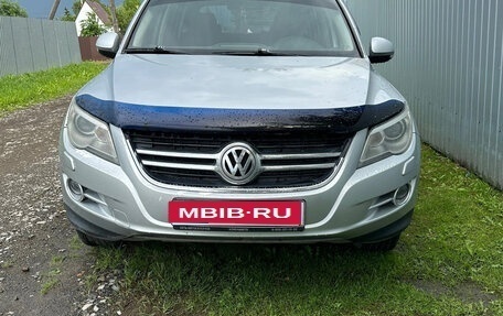 Volkswagen Tiguan I, 2010 год, 920 000 рублей, 1 фотография