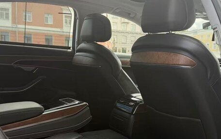 Audi A8, 2019 год, 4 350 000 рублей, 16 фотография