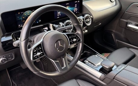 Mercedes-Benz GLA, 2021 год, 3 750 000 рублей, 7 фотография