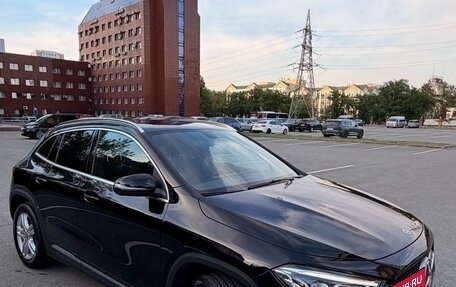 Mercedes-Benz GLA, 2021 год, 3 750 000 рублей, 2 фотография