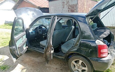 Nissan Micra II, 2001 год, 178 900 рублей, 3 фотография