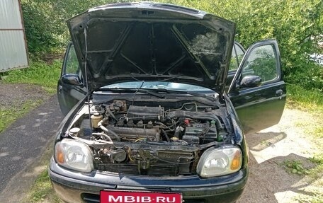 Nissan Micra II, 2001 год, 178 900 рублей, 2 фотография